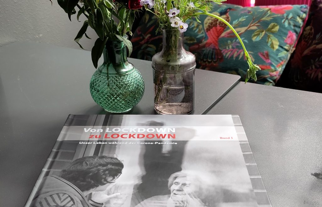 Buch von Lockdown zu Lockdown
